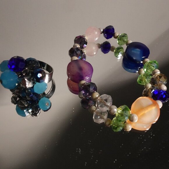 Vibrant Multi-Colored Beaded Jewelry Set - Ring and Bracelet - Picture 2 of 9